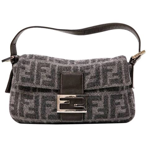 baguetre fendi grigia|fendi baguette monogram.